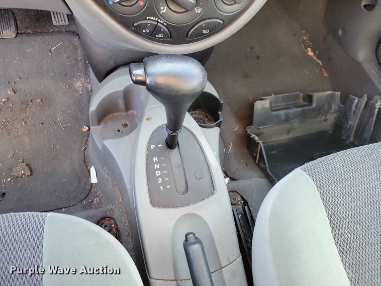 image for item NO9931 2003 Ford  Focus 