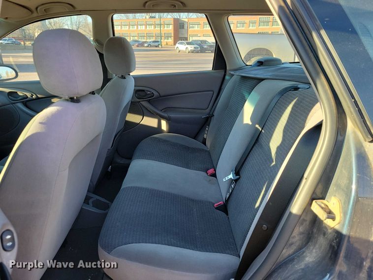 image for item NO9931 2003 Ford  Focus 