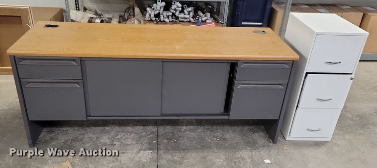 image for item NO9980 Office furniture