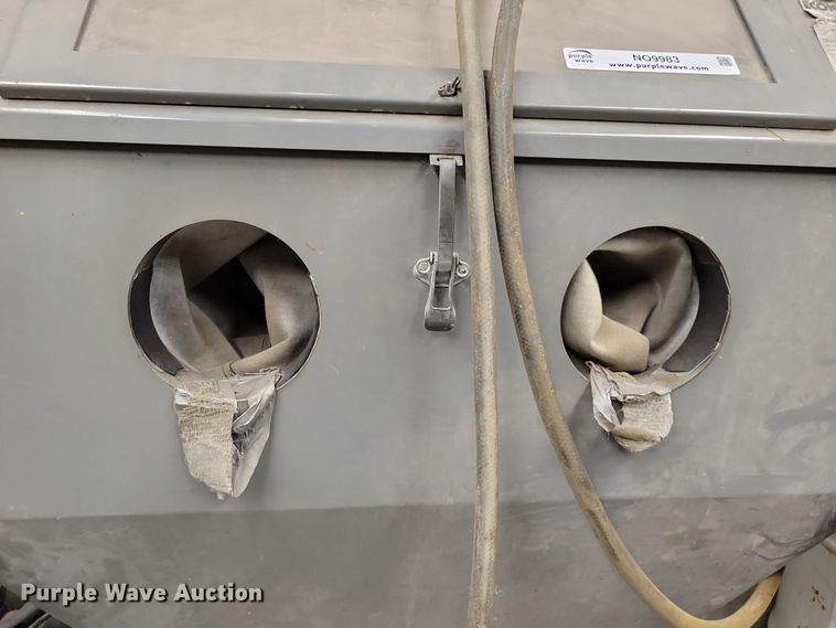 image for item NO9983 Econoline sand blaster