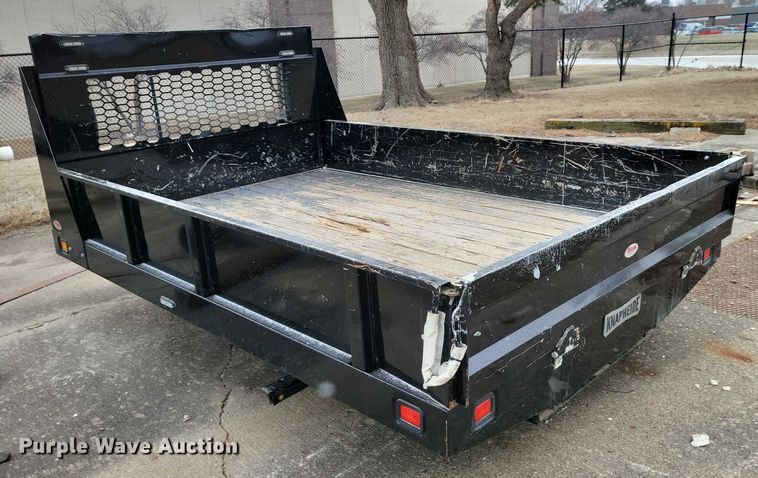 image for item NO9985 Knapheide dump bed