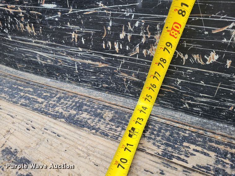 image for item NO9985 Knapheide dump bed