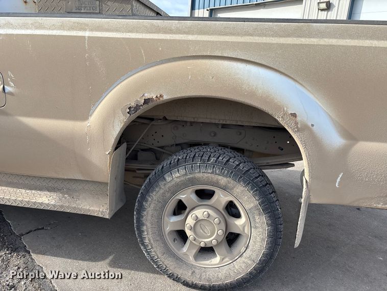 image for item OE9262 2015 Ford F250 Super Duty XL pickup truck