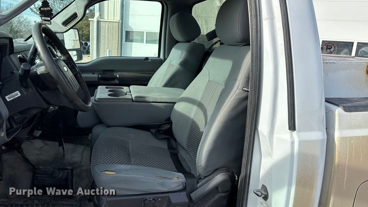 image for item OE9262 2015 Ford F250 Super Duty XL pickup truck