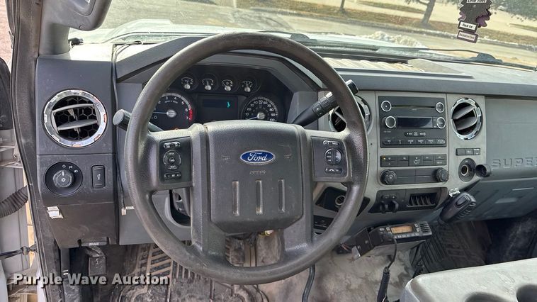 image for item OE9262 2015 Ford F250 Super Duty XL pickup truck