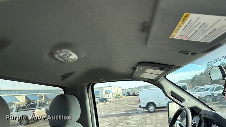 image for item OE9262 2015 Ford F250 Super Duty XL pickup truck