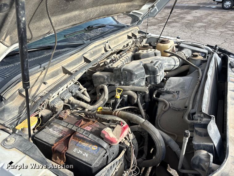 image for item OE9262 2015 Ford F250 Super Duty XL pickup truck