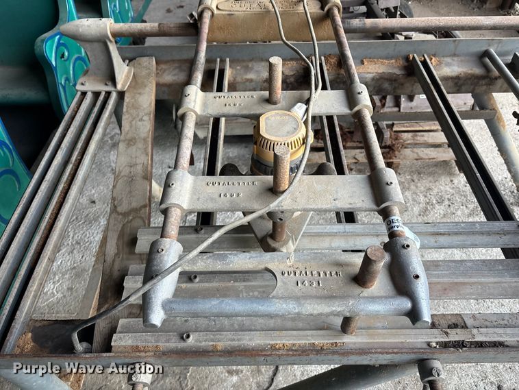 image for item OE9325 Wood router table