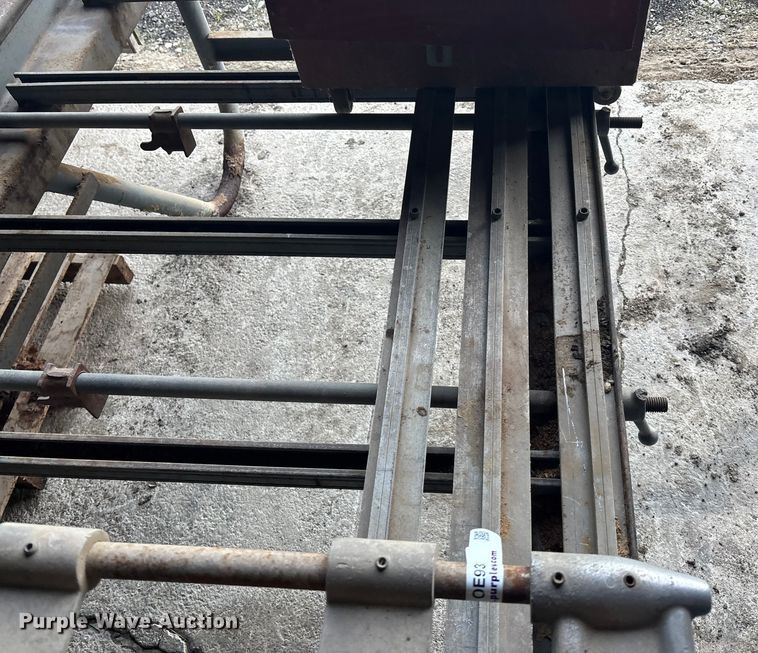 image for item OE9325 Wood router table