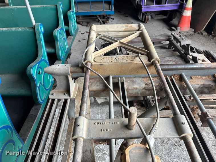 image for item OE9325 Wood router table