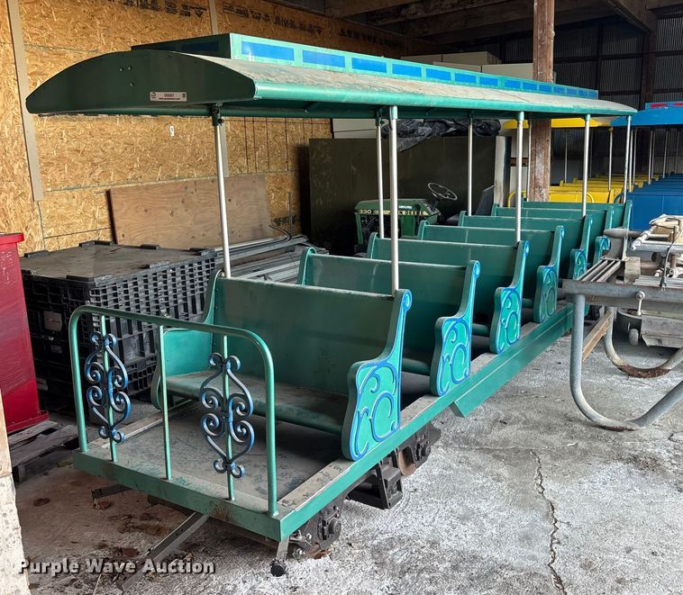 image for item OE9327 (3) passenger train cars