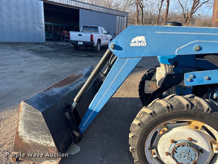 image for item OE9328 Ford CA414D MFWD tractor