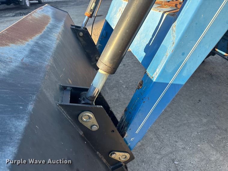 image for item OE9328 Ford CA414D MFWD tractor