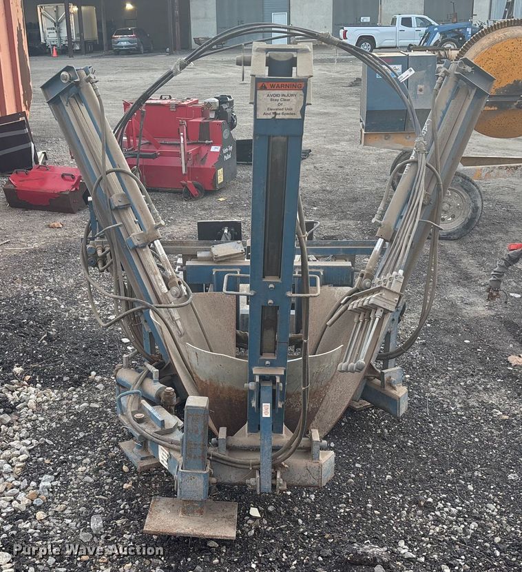 image for item OE9333 Care Tree skid steer tree spade