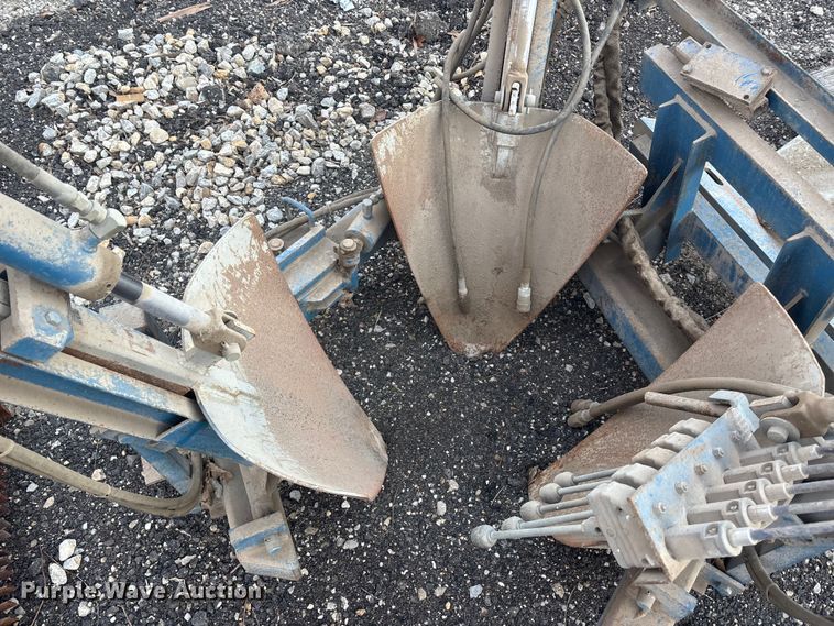 image for item OE9333 Care Tree skid steer tree spade