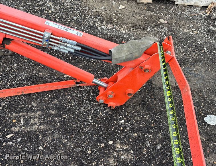 image for item OE9334 Kubota LA351 loader