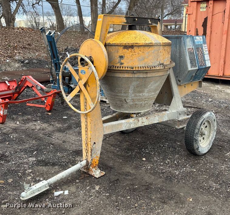 image for item OE9335 Stone 950M concrete mixer