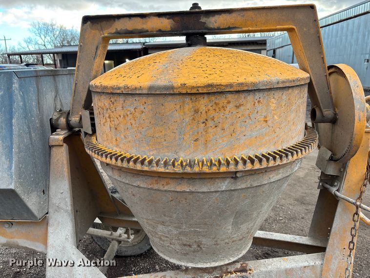 image for item OE9335 Stone 950M concrete mixer