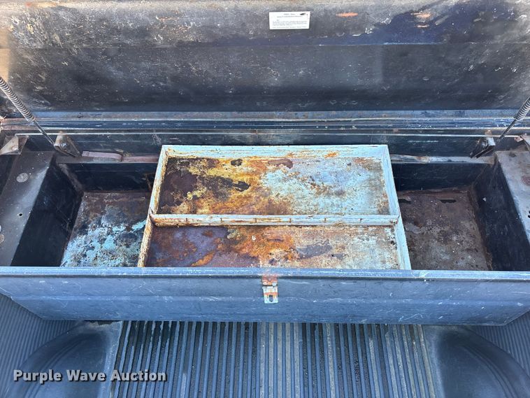 image for item OE9338 2002 Chevrolet Silverado 1500 Ext. Cab pickup truck