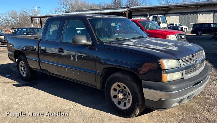 image for item OE9339 2005 Chevrolet Silverado 1500 Ext. Cab pickup truck