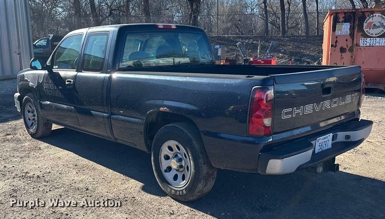 image for item OE9339 2005 Chevrolet Silverado 1500 Ext. Cab pickup truck