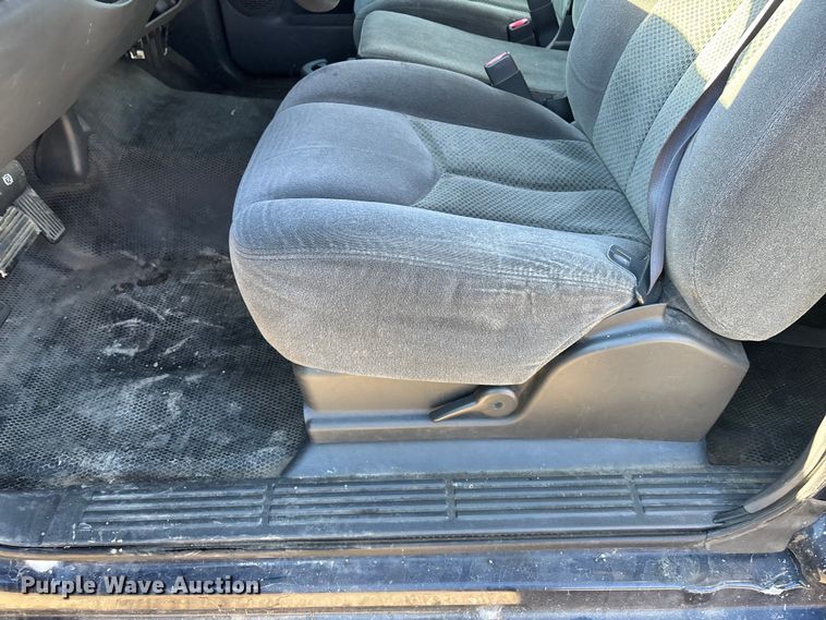 image for item OE9339 2005 Chevrolet Silverado 1500 Ext. Cab pickup truck