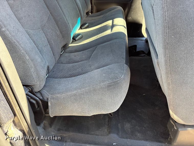 image for item OE9339 2005 Chevrolet Silverado 1500 Ext. Cab pickup truck