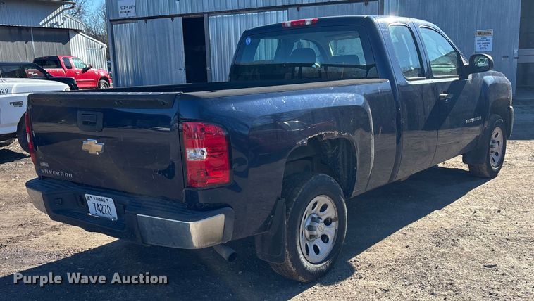 image for item OE9342 2009 Chevrolet Silverado 1500 Ext. Cab pickup truck