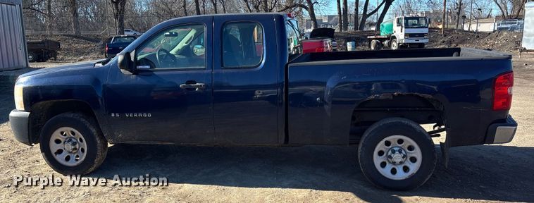 image for item OE9342 2009 Chevrolet Silverado 1500 Ext. Cab pickup truck