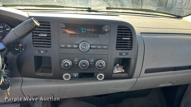 image for item OE9342 2009 Chevrolet Silverado 1500 Ext. Cab pickup truck