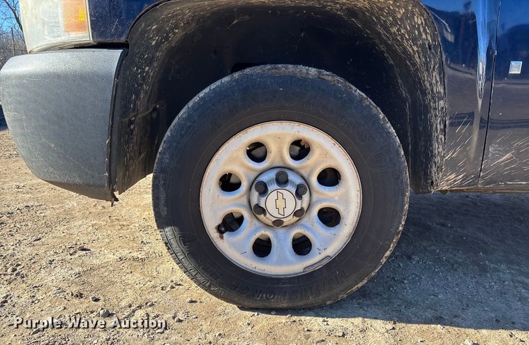 image for item OE9342 2009 Chevrolet Silverado 1500 Ext. Cab pickup truck