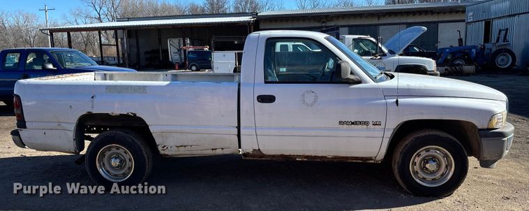 image for item OE9343 1999 Dodge Ram 1500 pickup truck