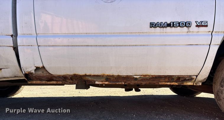 image for item OE9343 1999 Dodge Ram 1500 pickup truck