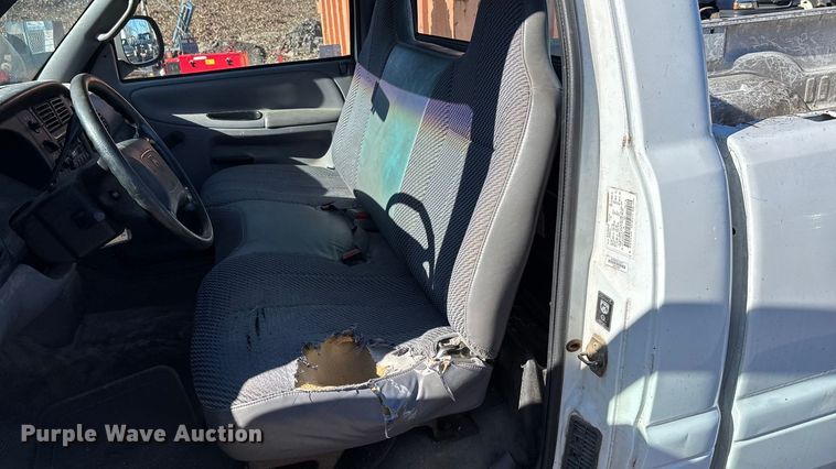 image for item OE9343 1999 Dodge Ram 1500 pickup truck