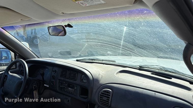 image for item OE9343 1999 Dodge Ram 1500 pickup truck