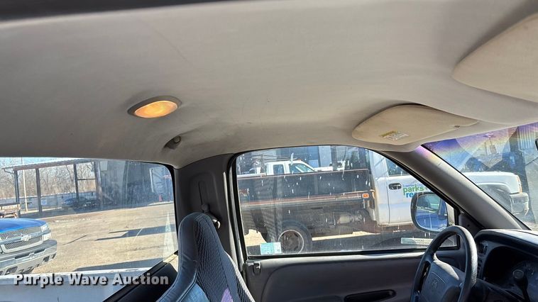 image for item OE9343 1999 Dodge Ram 1500 pickup truck