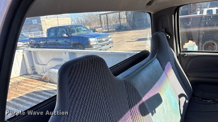 image for item OE9343 1999 Dodge Ram 1500 pickup truck