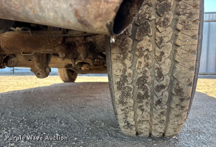 image for item OE9343 1999 Dodge Ram 1500 pickup truck