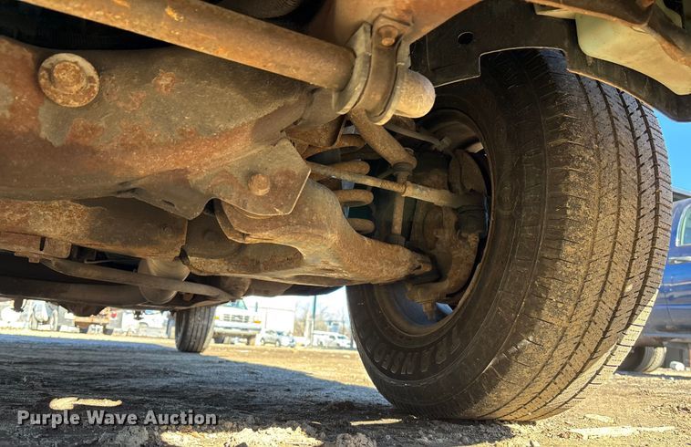 image for item OE9346 2004 Chevrolet Silverado 1500 Ext. Cab pickup truck