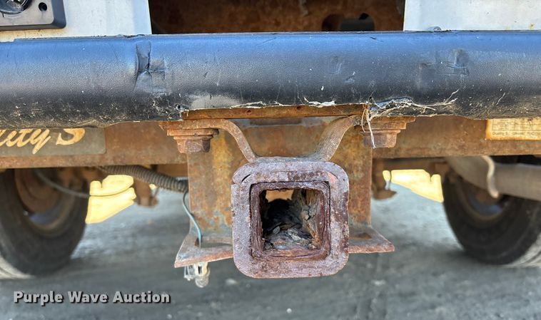 image for item OE9346 2004 Chevrolet Silverado 1500 Ext. Cab pickup truck