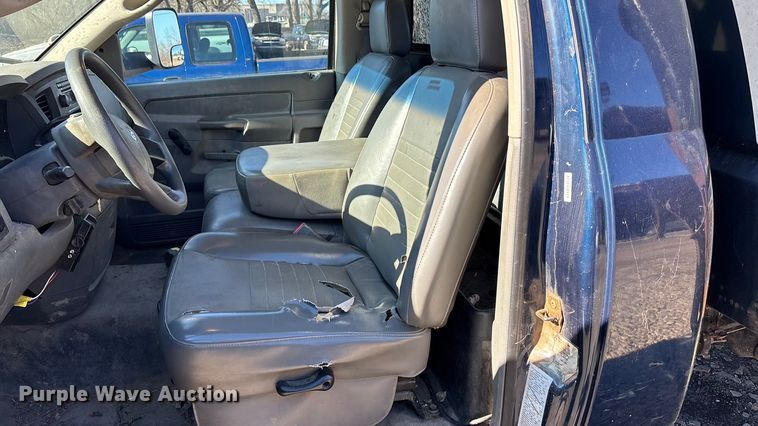 image for item OE9347 2007 Dodge Ram 3500 dump bed pickup truck