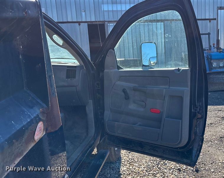 image for item OE9347 2007 Dodge Ram 3500 dump bed pickup truck