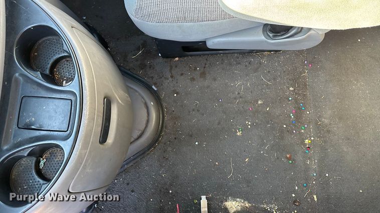 image for item OE9348 1999 Ford E350 van