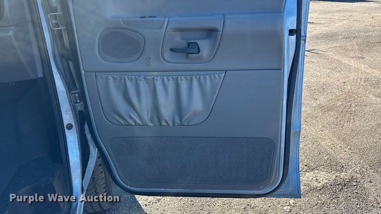 image for item OE9348 1999 Ford E350 van