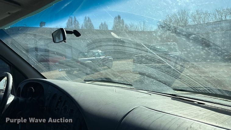 image for item OE9348 1999 Ford E350 van