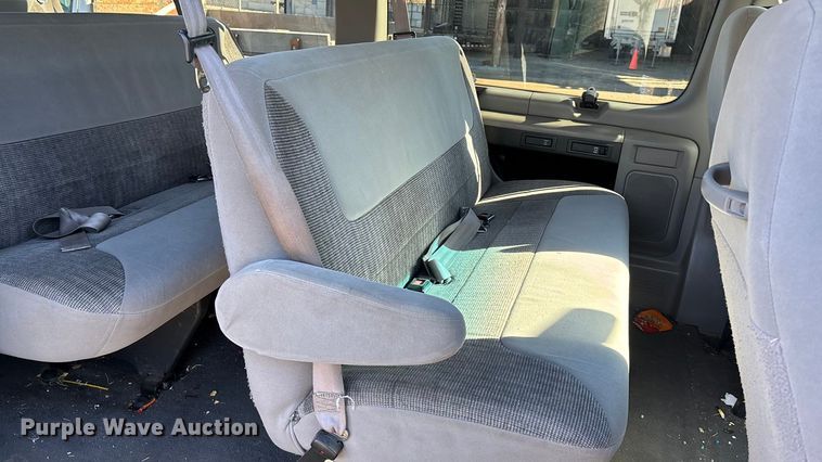 image for item OE9348 1999 Ford E350 van