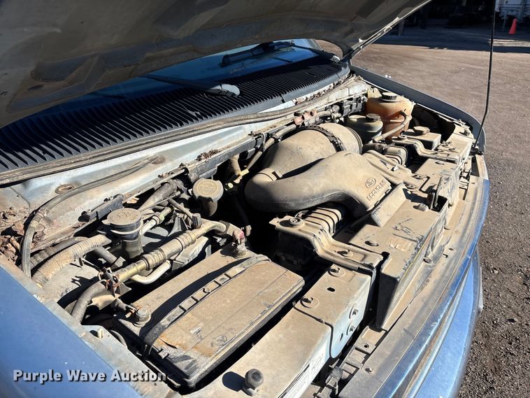 image for item OE9348 1999 Ford E350 van