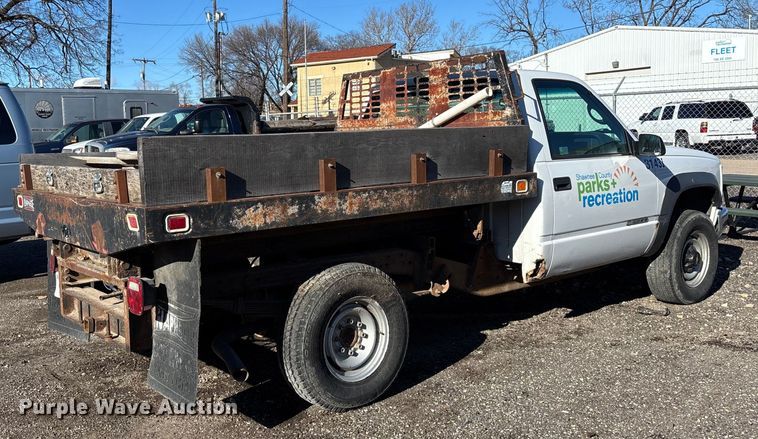 image for item OE9349 2000 Chevrolet K2500 dump bed pickup truck