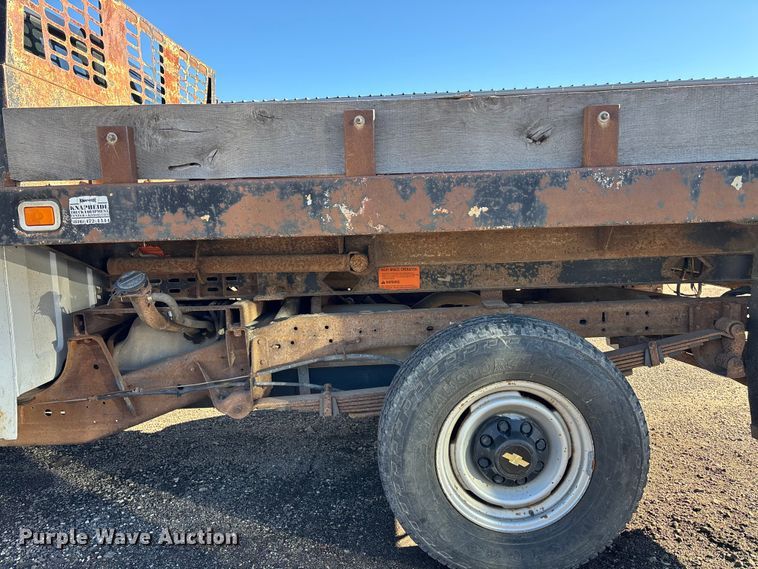 image for item OE9349 2000 Chevrolet K2500 dump bed pickup truck