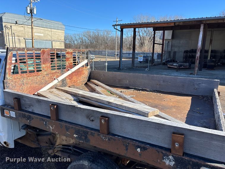 image for item OE9349 2000 Chevrolet K2500 dump bed pickup truck